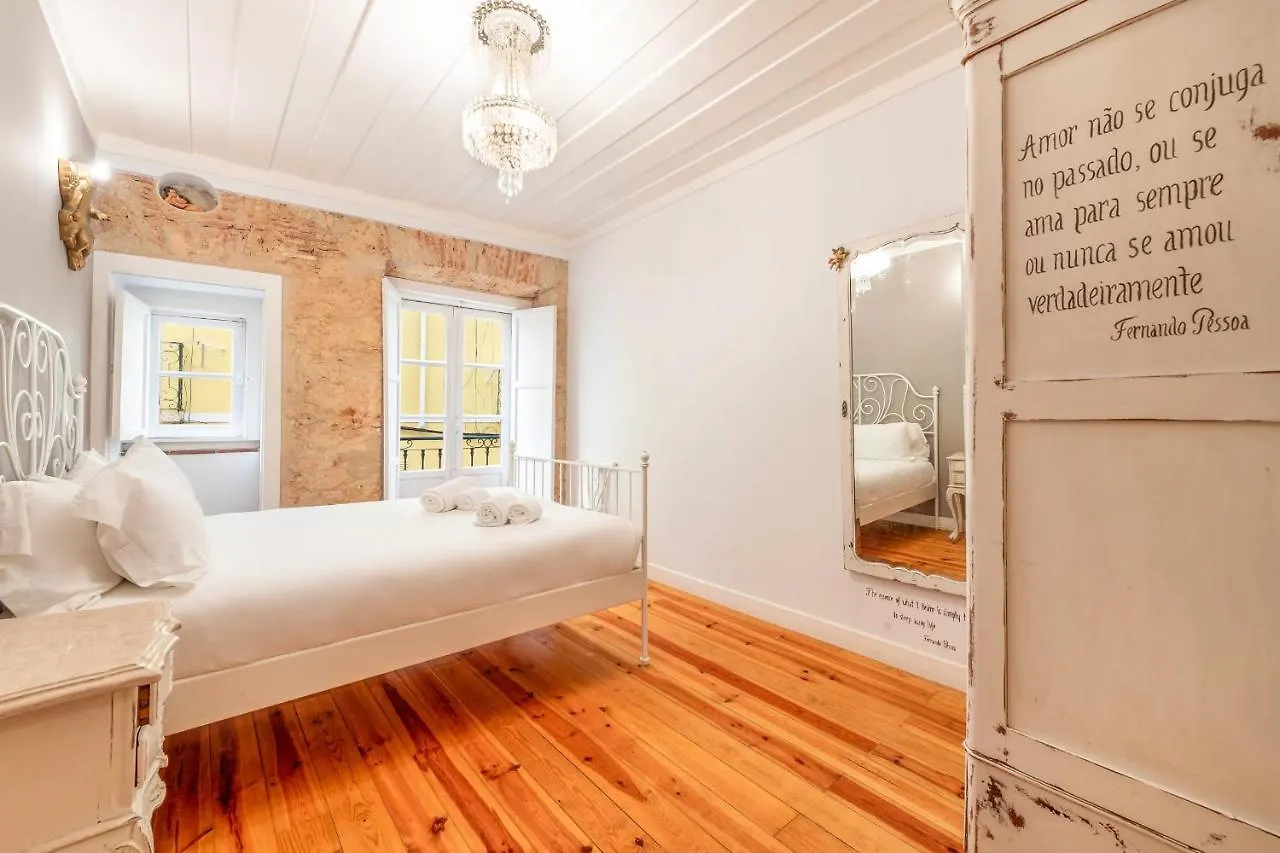 Guestready - Exquisite Bica Poetas Apartment Lisbon